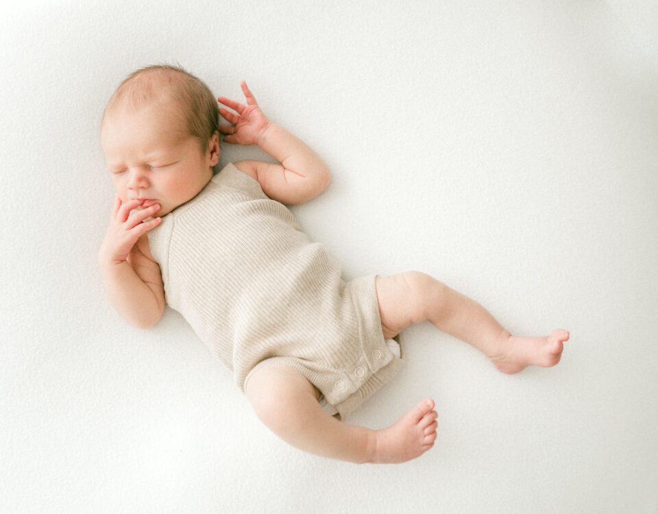 Baby sleeping and moving | Why babies move while sleeping | Baby Sleep |SafeSleep